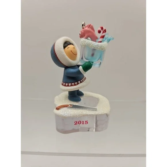 2015 Hallmark Frosty Friends Christmas Ornament  /  #36 In Series.  (422) - Picture 3 of 6